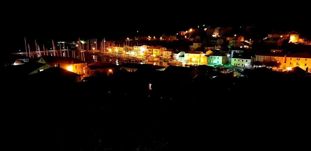 Apartment In Sali With Sea View, Balcony, Air Conditioning, Wi-Fi